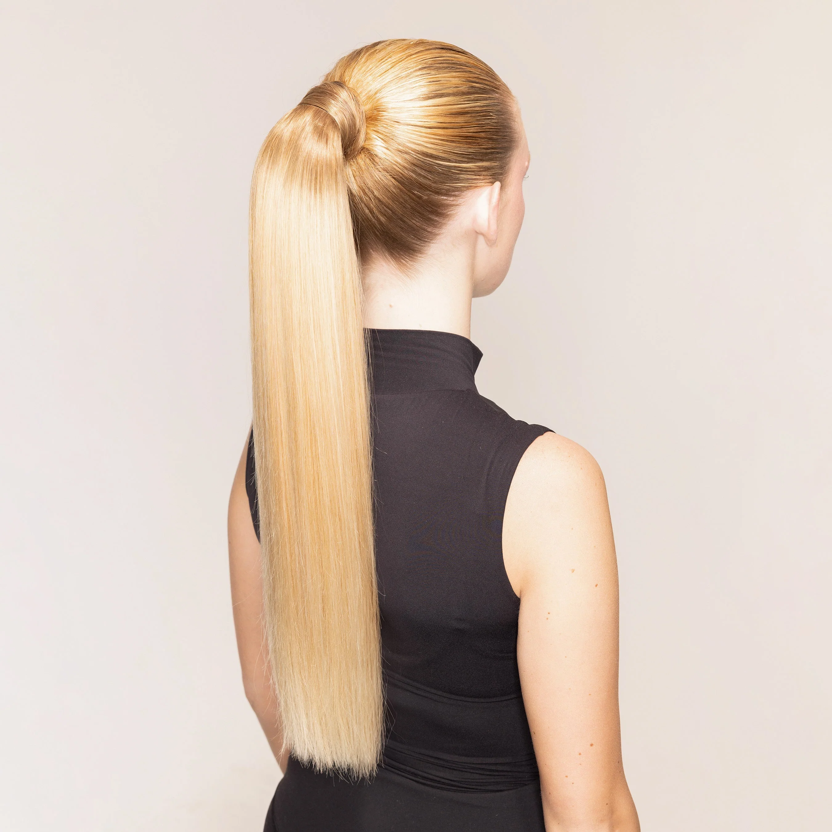 Andrew Fitzsimons Ponytail, Golden Hour Blonde Balayage - Image 3
