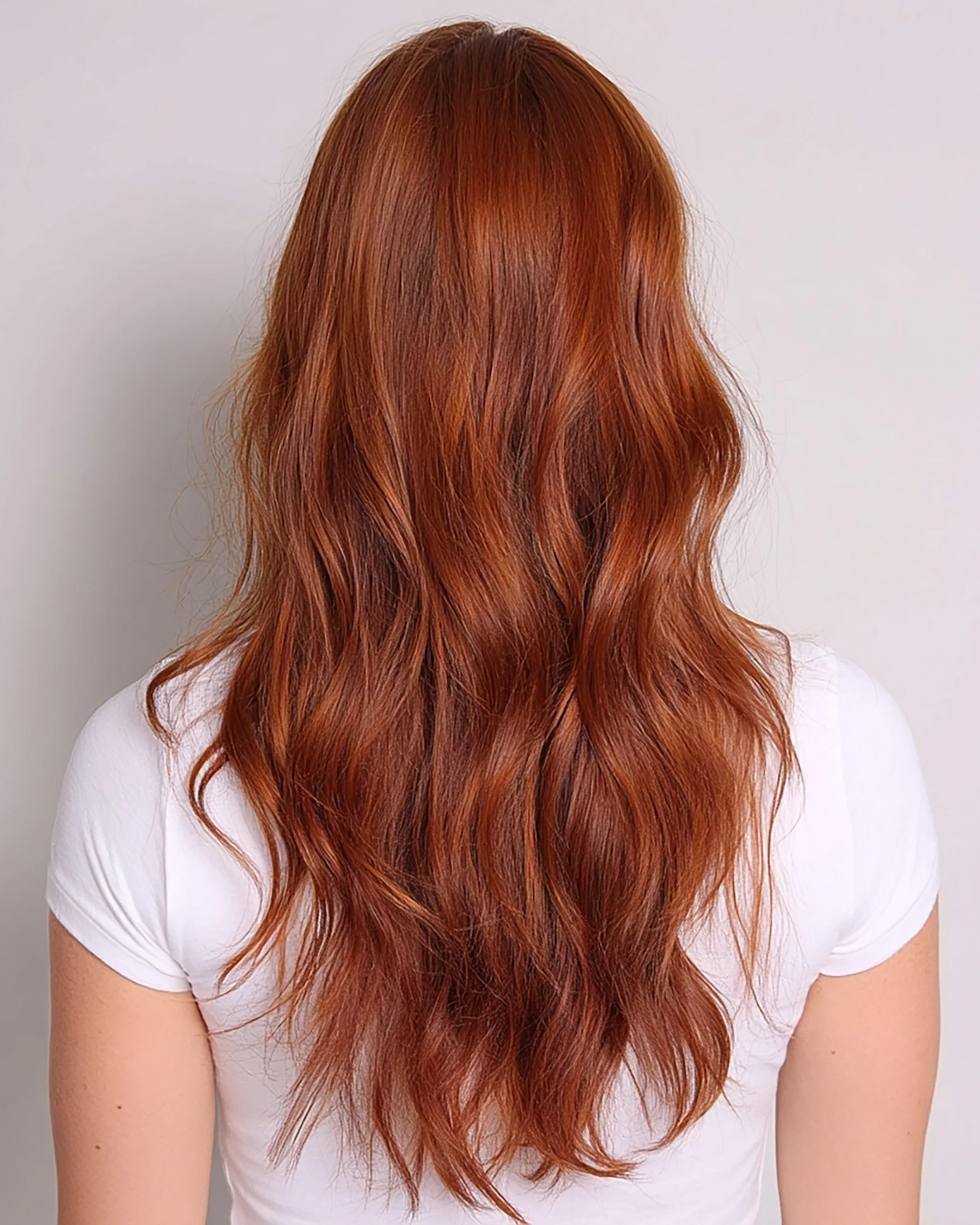 Silk Seam™ Clip-In, Spiced Crimson #570 Natural - Image 3