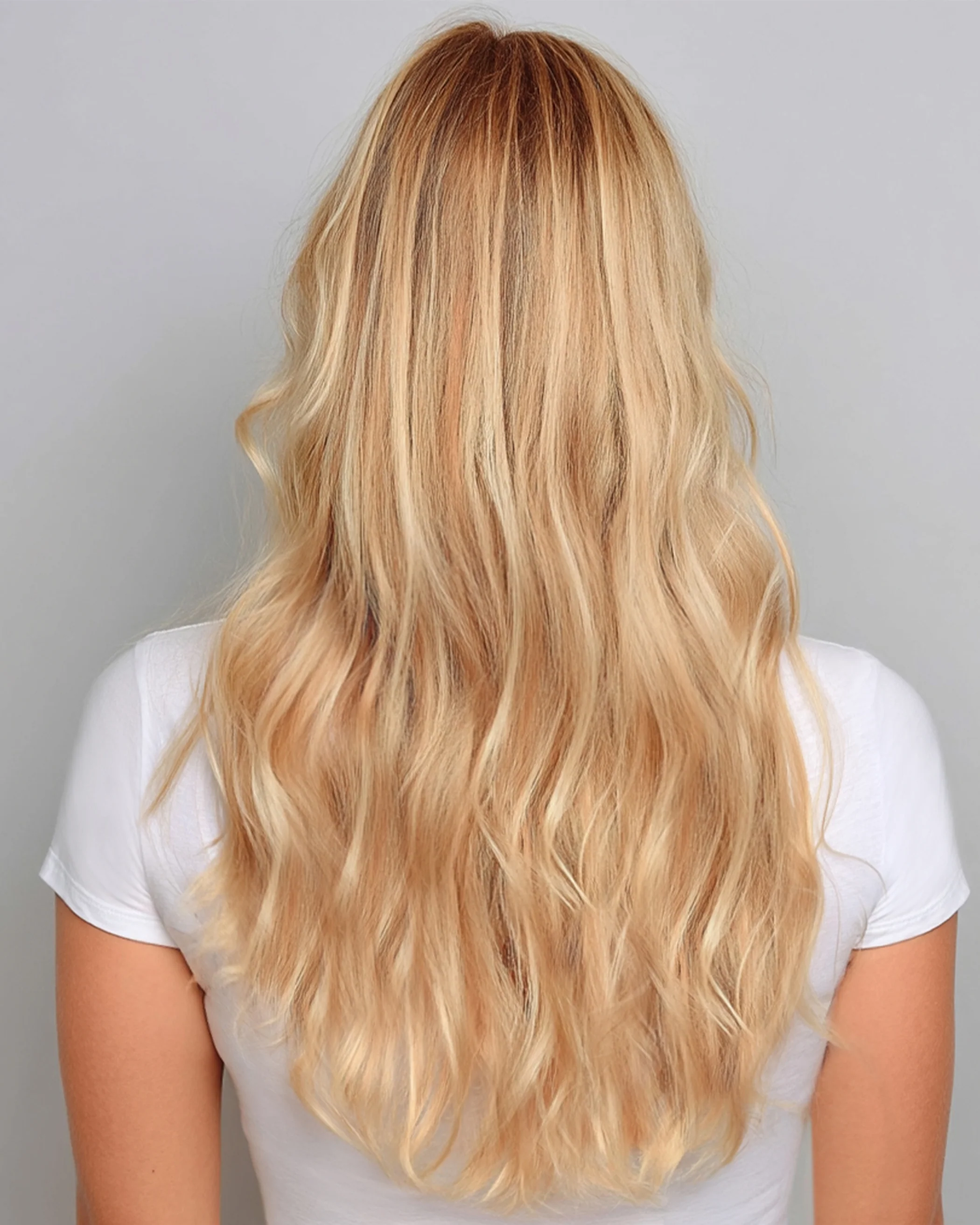 Silk Seam™ Clip-In, Vanilla Latte #8/8/60 Rooted Highlight - Image 3
