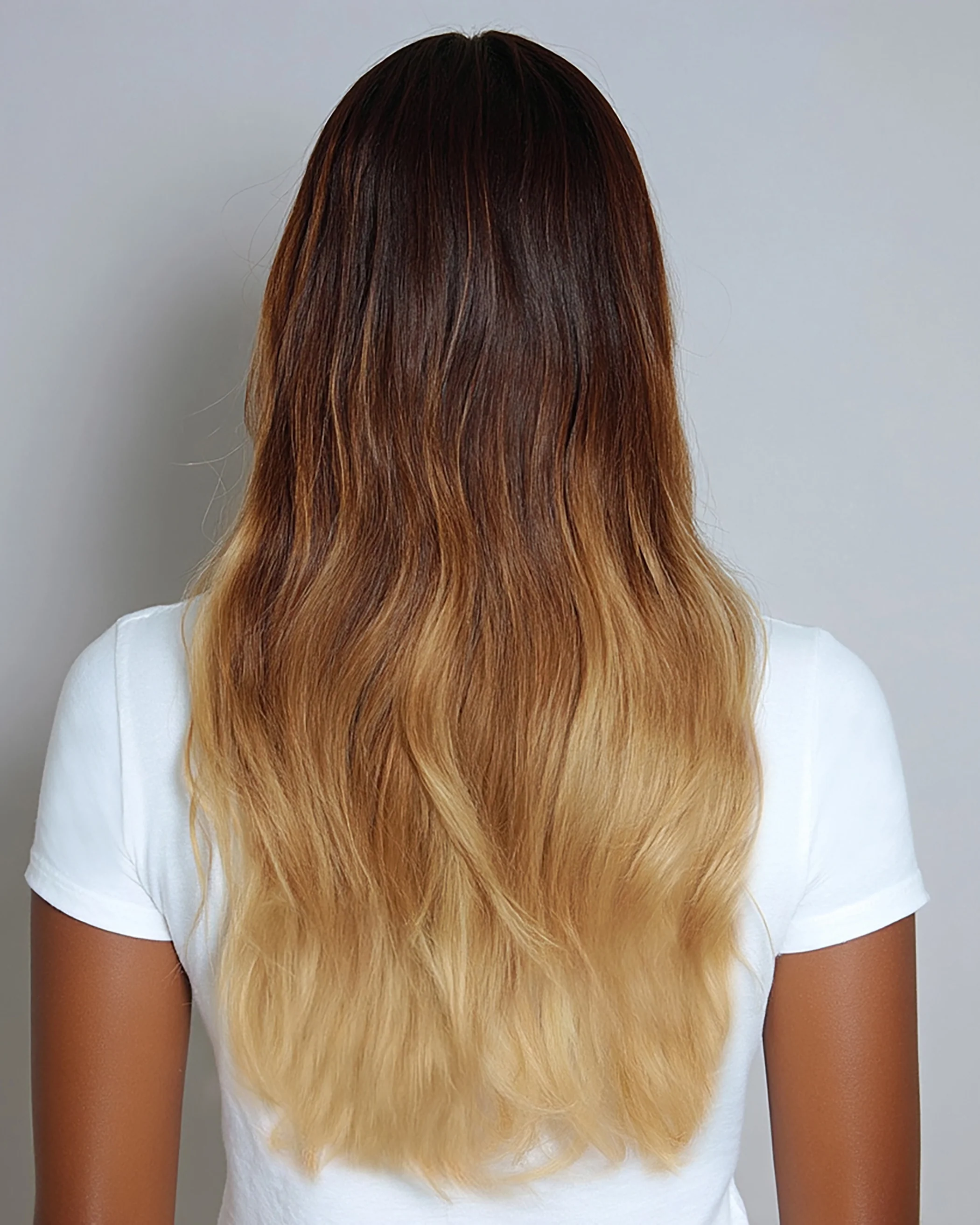 Silk Seam™ Clip-In, Warm Brown/Honey Blonde #17/24 Ombre - Image 3